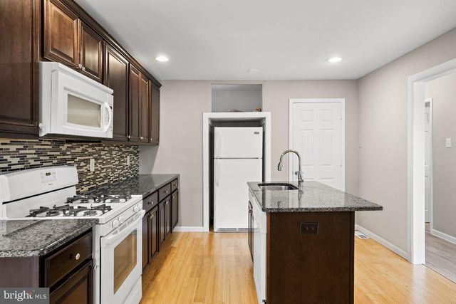 91 BAKER BLVD, Marlton, NJ 08053