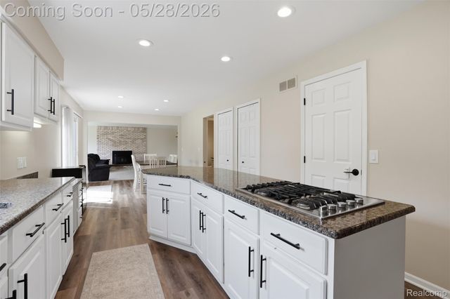8792 Salem Farms Drive, Salem Township, MI 48178