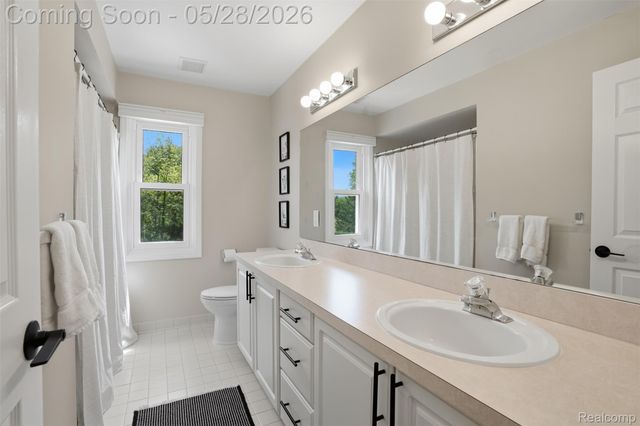 8792 Salem Farms Drive, Salem Township, MI 48178