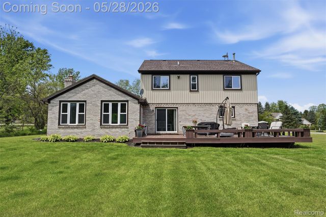 8792 Salem Farms Drive, Salem Township, MI 48178