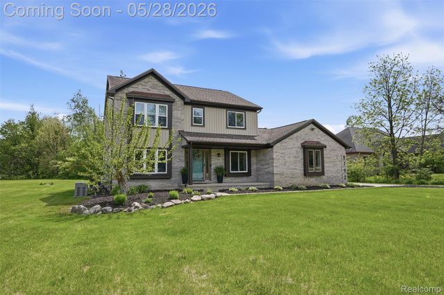 8792 Salem Farms Drive, Salem Township, MI 48178