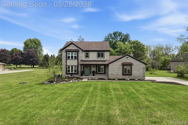 8792 Salem Farms Drive, Salem Township, MI 48178