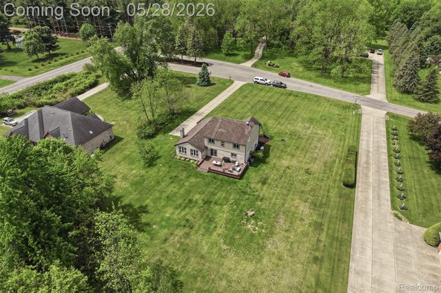 8792 Salem Farms Drive, Salem Township, MI 48178