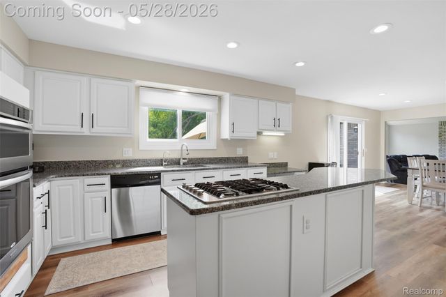 8792 Salem Farms Drive, Salem Township, MI 48178
