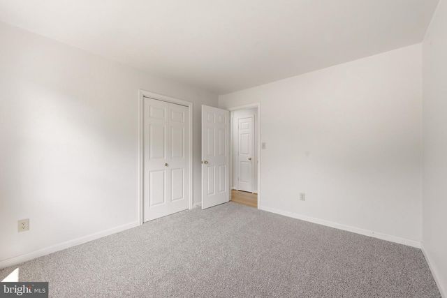 300 PEMBRIDGE DR, Winchester, VA 22602
