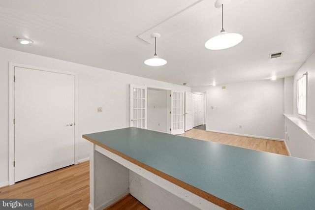 300 PEMBRIDGE DR, Winchester, VA 22602