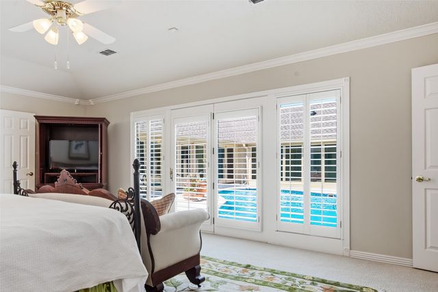 7000 Hollytree Circle, Tyler, TX 75703