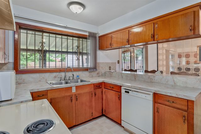 2913 Kirk Lane, Bossier City, LA 71112