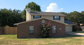 221 Addison Street, Lake Dallas, TX 75065