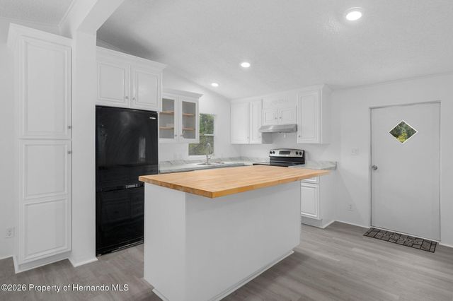 7085 Toucan Trail, Spring Hill, FL 34606