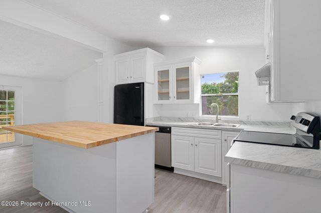 7085 Toucan Trail, Spring Hill, FL 34606