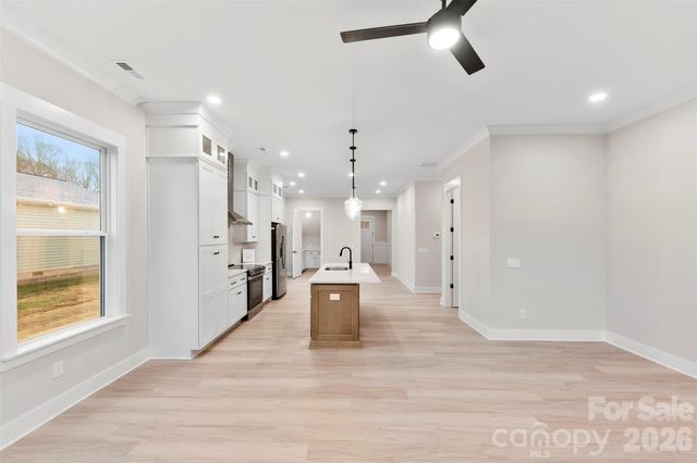 551 Perry Road, Troutman, NC 28166