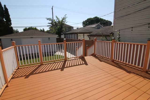 3759 N Pioneer Avenue, Chicago, IL 60634