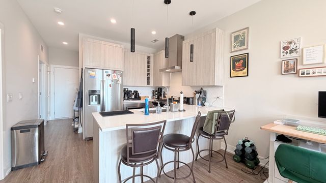 3244 N Lincoln Avenue 4S, Chicago, IL 60657