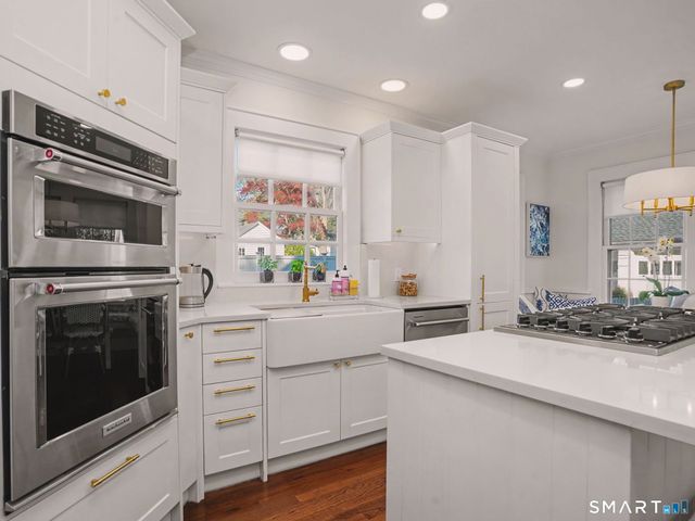 280 Mill Hill Road, Fairfield, CT 06890