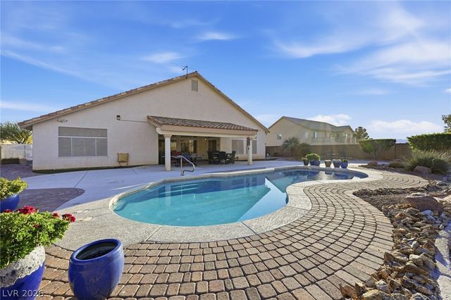 6780 Vintage Highlands Lane, Las Vegas, NV 89110