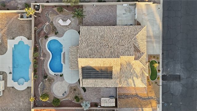 6780 Vintage Highlands Lane, Las Vegas, NV 89110