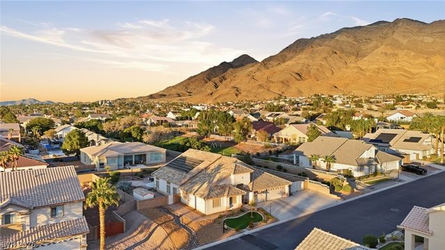 6780 Vintage Highlands Lane, Las Vegas, NV 89110