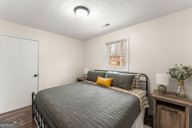 45 Lake View Court, Lavonia, GA 30553