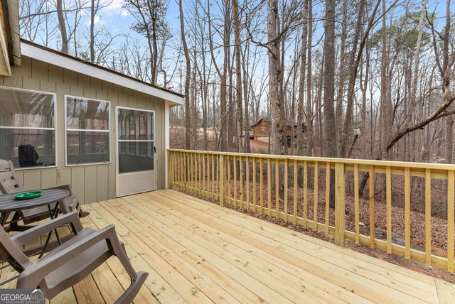 45 Lake View Court, Lavonia, GA 30553