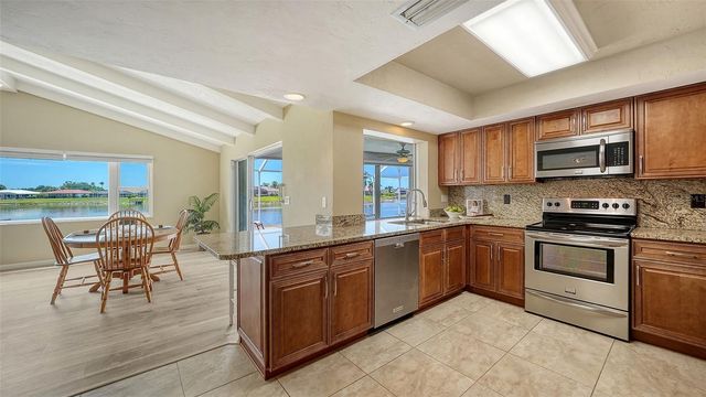 1735 S GONDOLA COURT, Venice, FL 34293