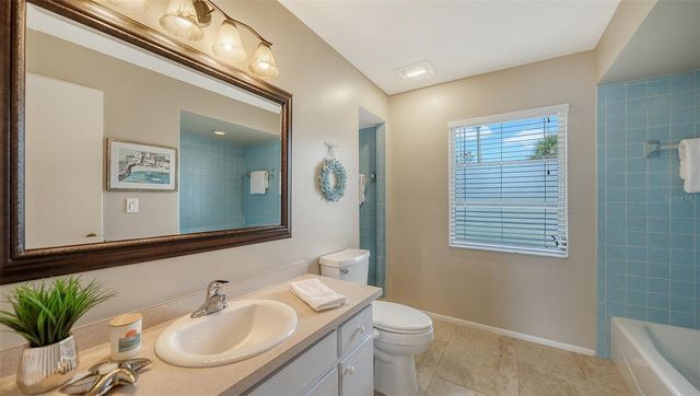 1735 S GONDOLA COURT, Venice, FL 34293