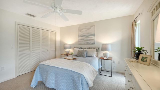 1735 S GONDOLA COURT, Venice, FL 34293