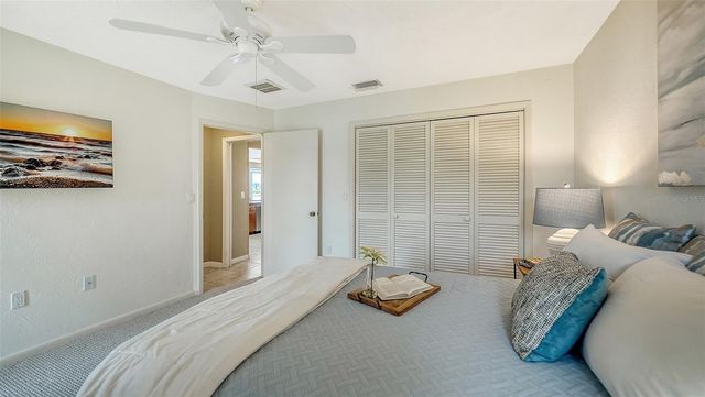 1735 S GONDOLA COURT, Venice, FL 34293