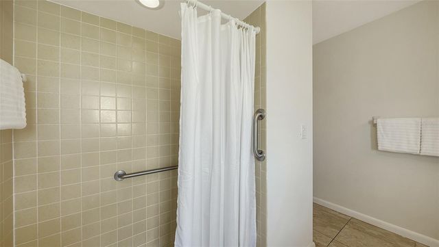 1735 S GONDOLA COURT, Venice, FL 34293