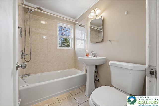 2013 South 6TH, Allentown City, PA 18103