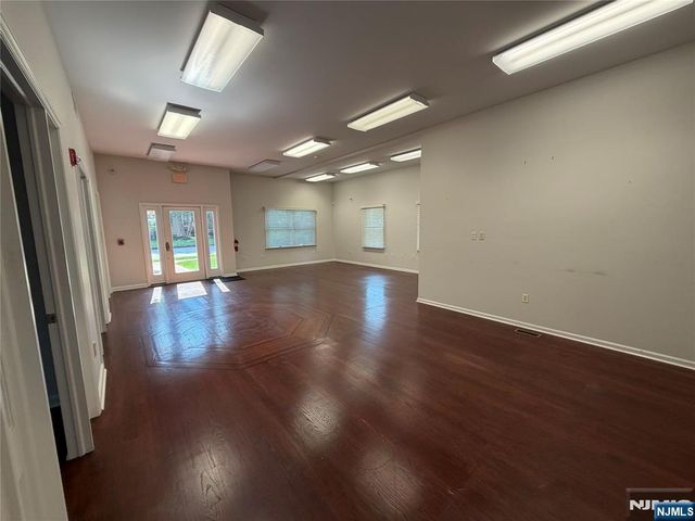 253 Madison Avenue, Wyckoff, NJ 07481
