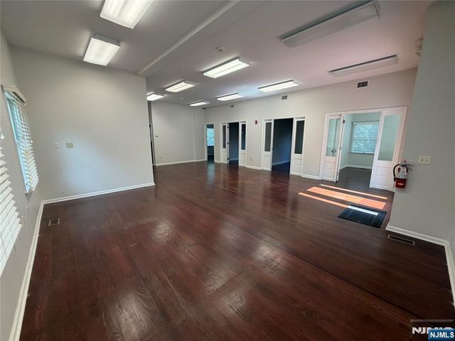 253 Madison Avenue, Wyckoff, NJ 07481