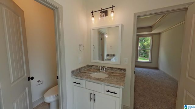 100 WYNLAKE WAY, Alabaster, AL 35007