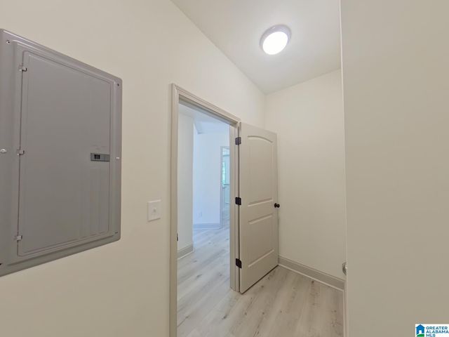 100 WYNLAKE WAY, Alabaster, AL 35007