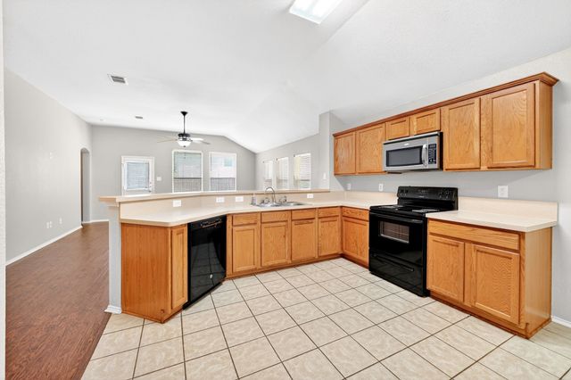 423 Butternut Drive, Fate, TX 75087