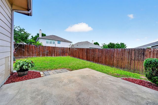 423 Butternut Drive, Fate, TX 75087