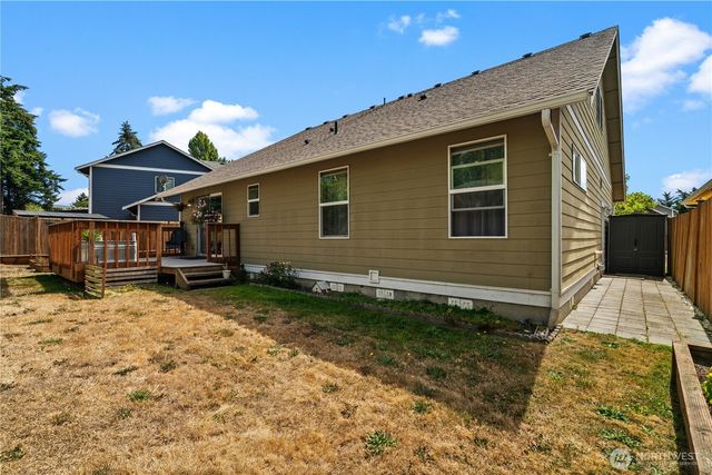 961 NW Longview Drive, Oak Harbor, WA 98277