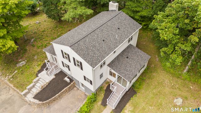 31 Jackson Drive, Trumbull, CT 06611