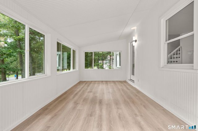 31 Jackson Drive, Trumbull, CT 06611