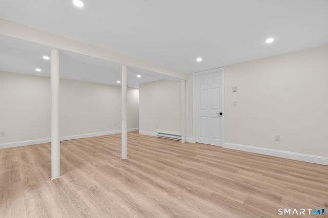 31 Jackson Drive, Trumbull, CT 06611