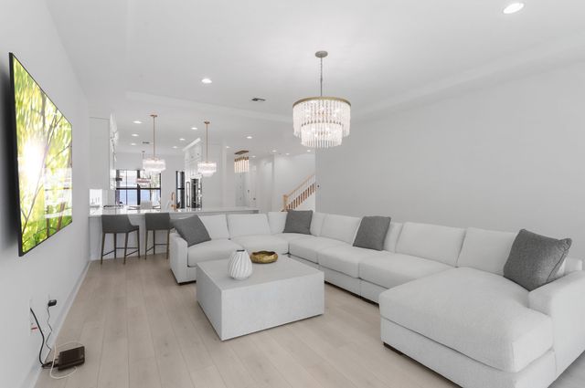 13214 Artisan Circle, Palm Beach Gardens, FL 33418