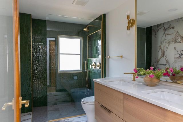 4338 Upland Drive, Madison, WI 53705