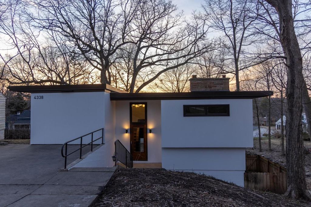 4338 Upland Drive, Madison, WI 53705