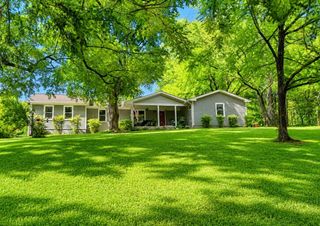 2390 Harlan Rd, Columbia, TN 38401