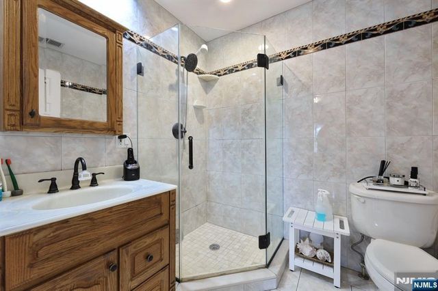 317 Hillcrest, Wood Ridge, NJ 07075