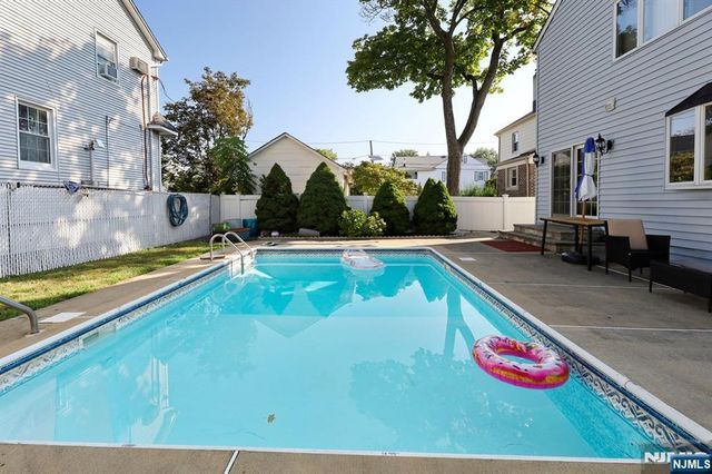 317 Hillcrest, Wood Ridge, NJ 07075