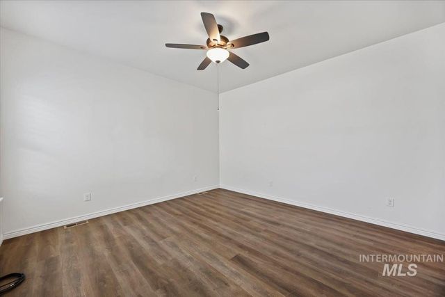 1182 Sunnybrook Ave., Twin Falls, ID 83301