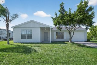 3152 SW Watson Court, Port St Lucie, FL 34953