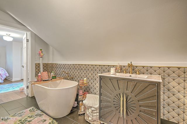 508 Euclid Avenue, Bristol, VA 24201