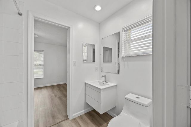 136 Sparrow Drive B, Royal Palm Beach, FL 33411